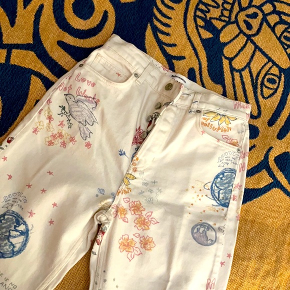 The Reformation Cynthia Doodle High Rise Jeans - Picture 5 of 7